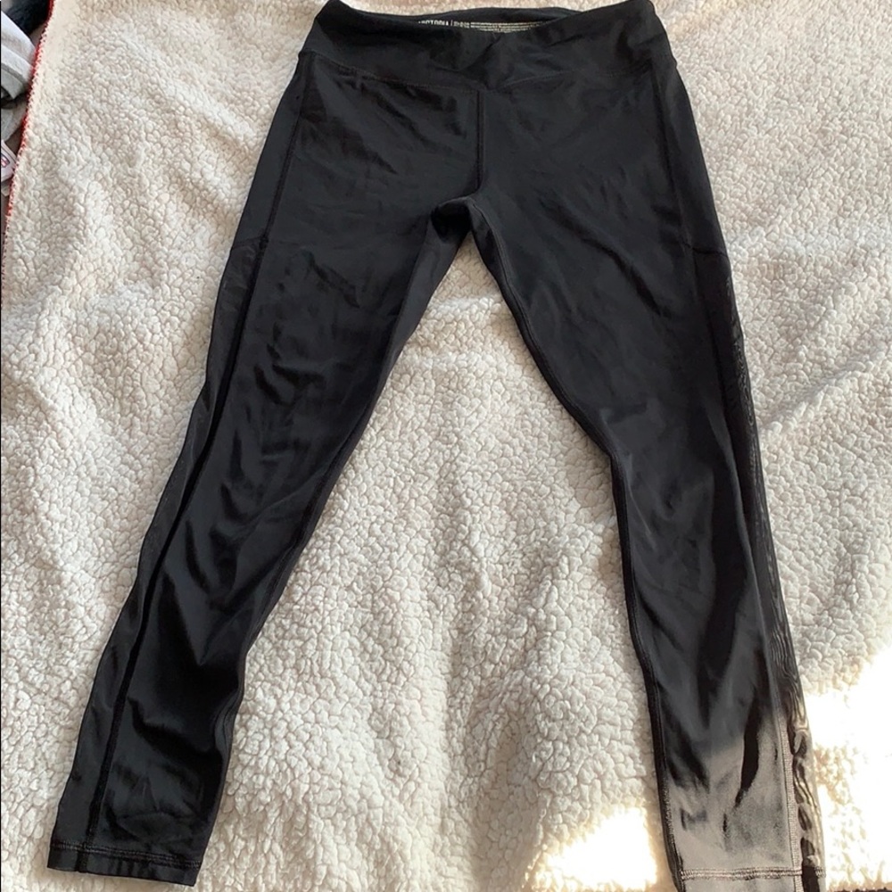 Black workout leggings